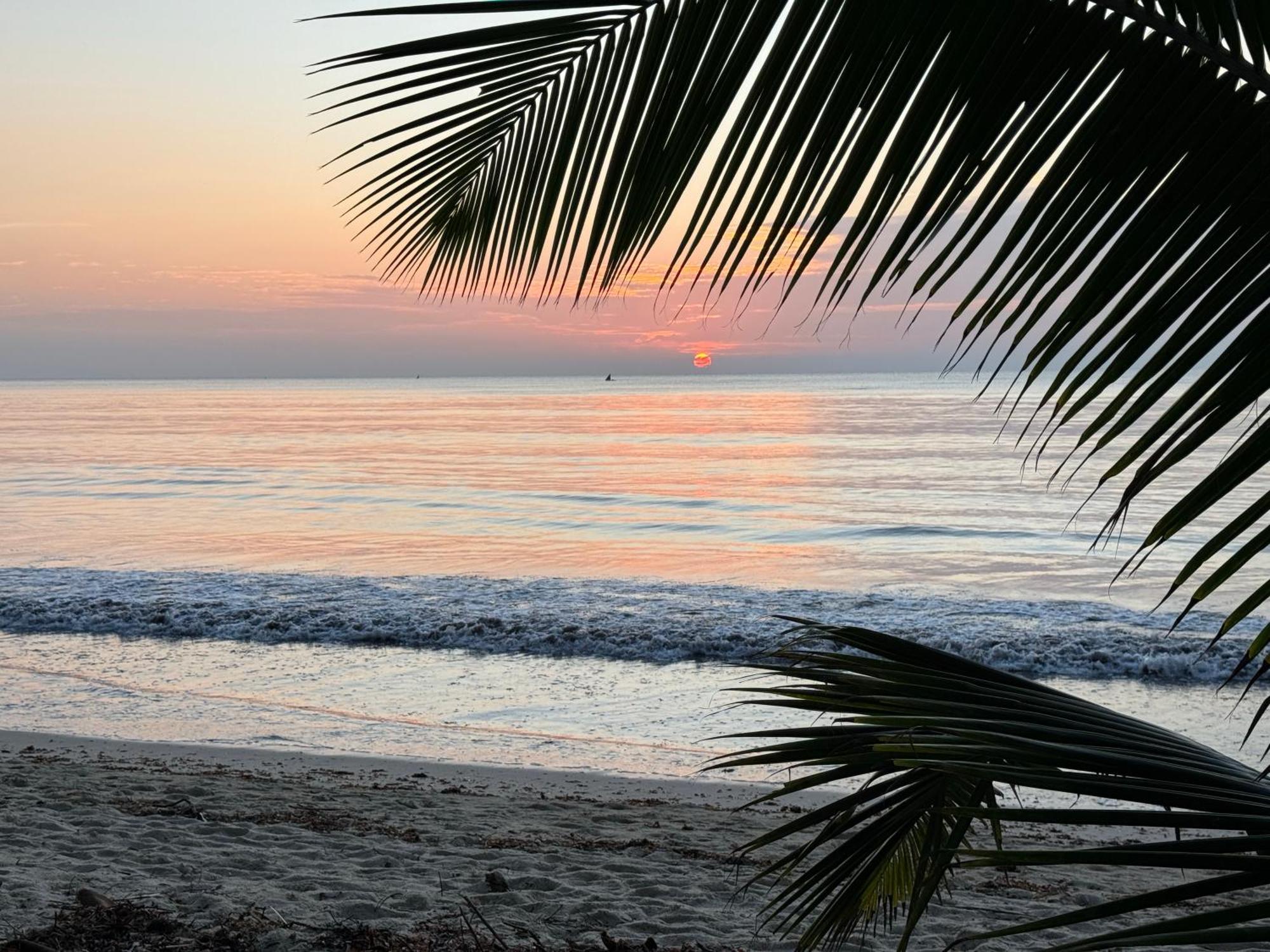Sawa Sawa Beach House Msambweni Exterior photo