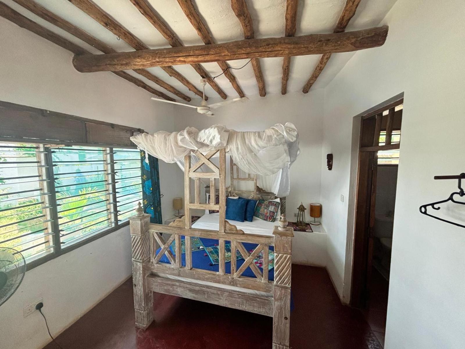 Sawa Sawa Beach House Msambweni Room photo